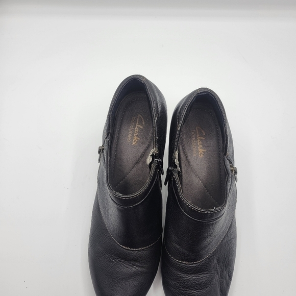 Clarks Bendables leather upper ankle booties size 8 1/2 M - Picture 2 of 16